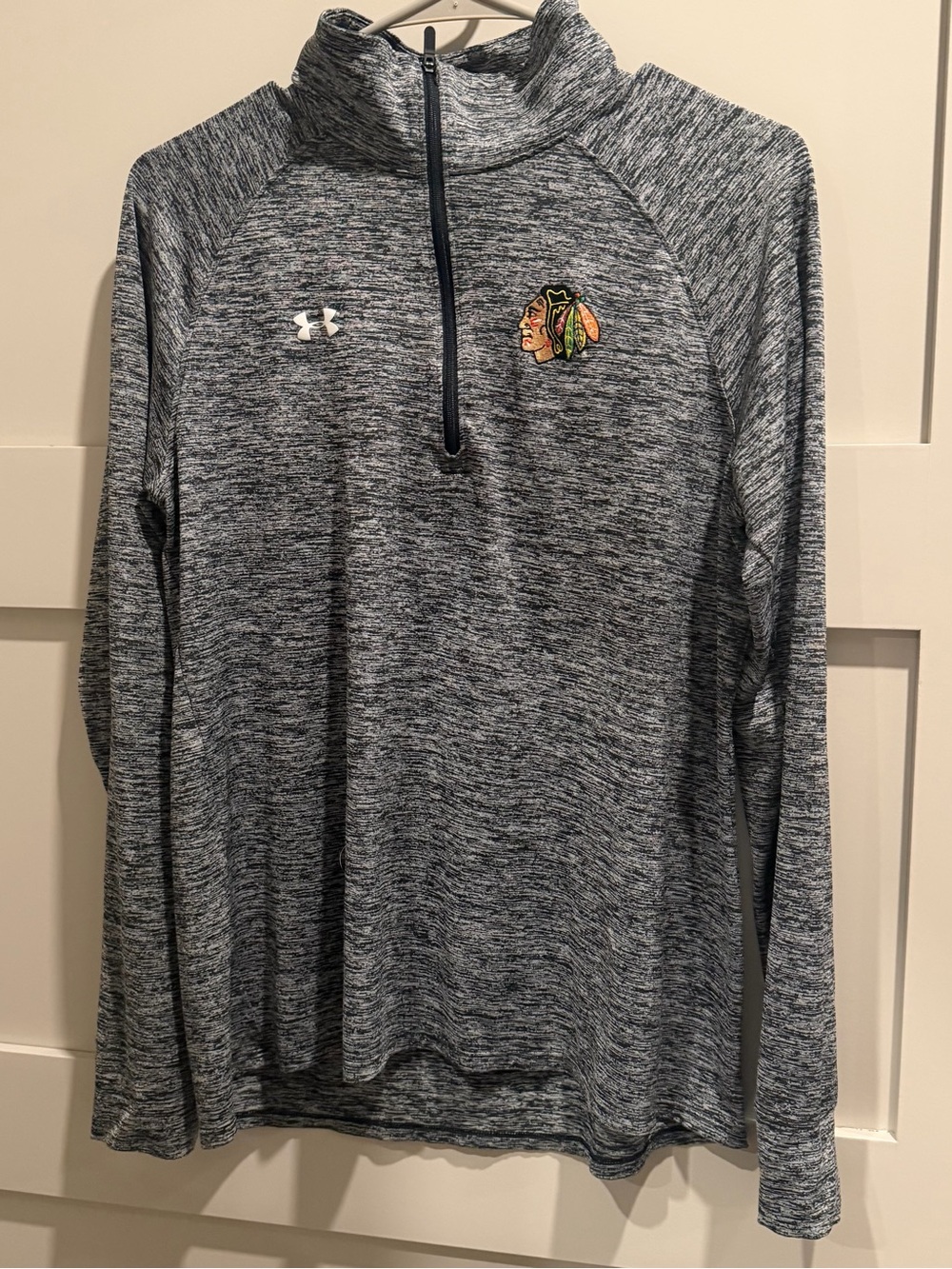 Under Armour Men’s Heathered Gray 1/4 Zip Pullover with Team Crest